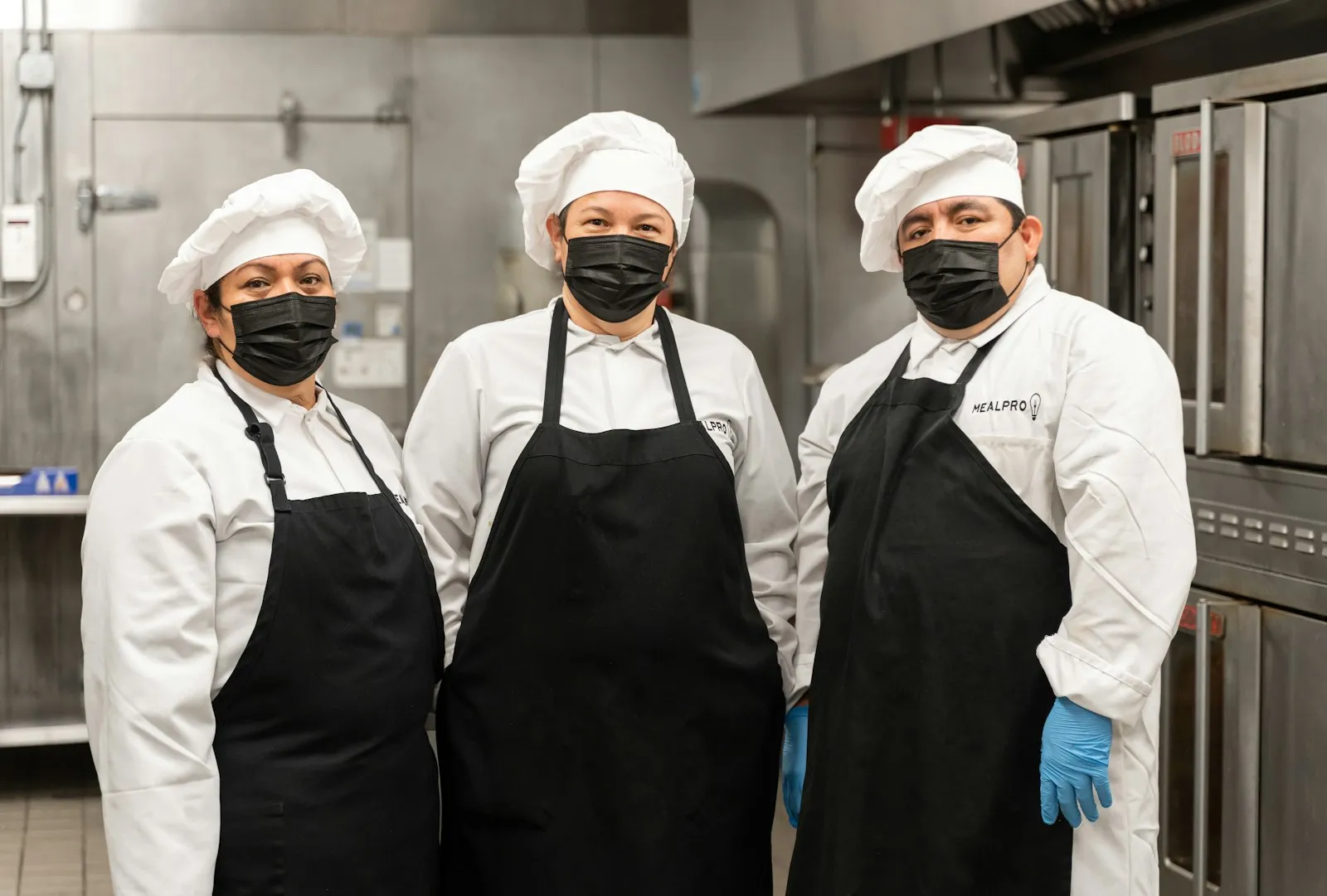Küchenteam bei der Arbeit in der Profiküche